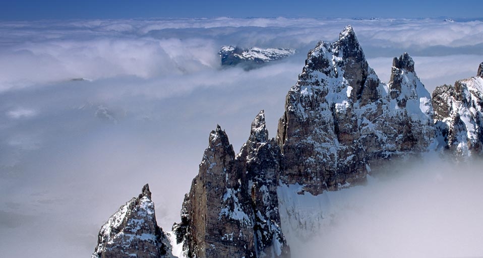 Jagged peaks in the Patagonian Andes in Argentina --  Galen Rowell/Corbis &copy; (Bing Canada)