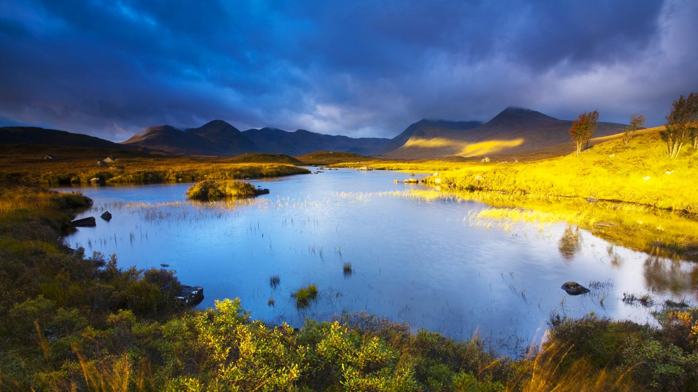 Rannoch Moor, Scotland (© Jason Friend/Loop Images/Superstock)(Bing United Kingdom)