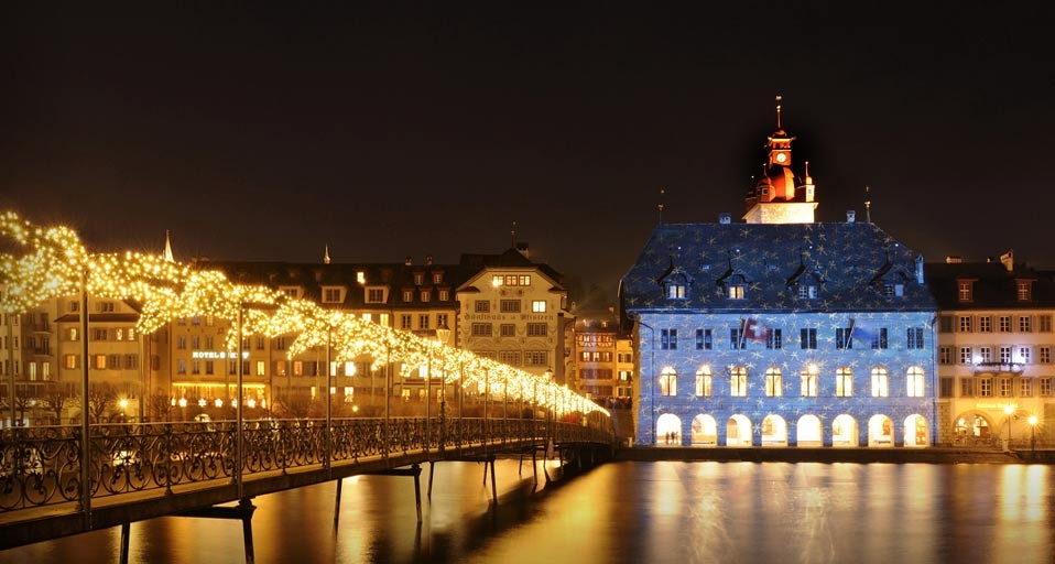 Lucerne Town Hall illuminated with Christmas lights by artist Gerry Hofstetter, Lucerne, Switzerland (© Stefan Huwiler/Photolibrary) &copy; (Bing United Kingdom)