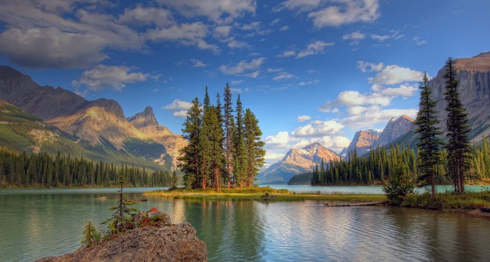 Spirit Island at sunset, Maligne Lake, Jasper National Park, Alberta, Canada -- Robert Postma/Getty &copy; (Bing United Kingdom)