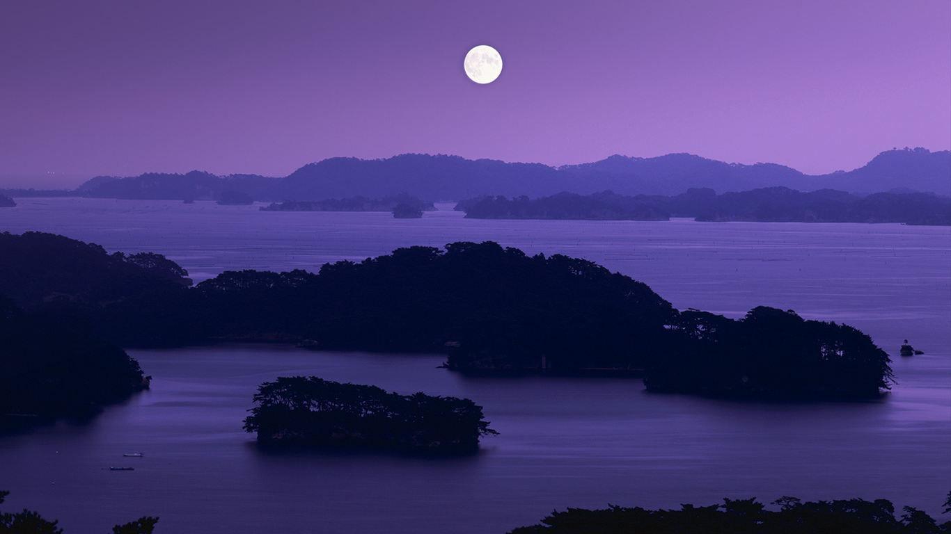 Matsushima  Bay at night with full moon, Matsushima town, Miyagi prefecture, Japan (© Hiroyuki Yamaguchi/Getty Images)(Bing Canada)