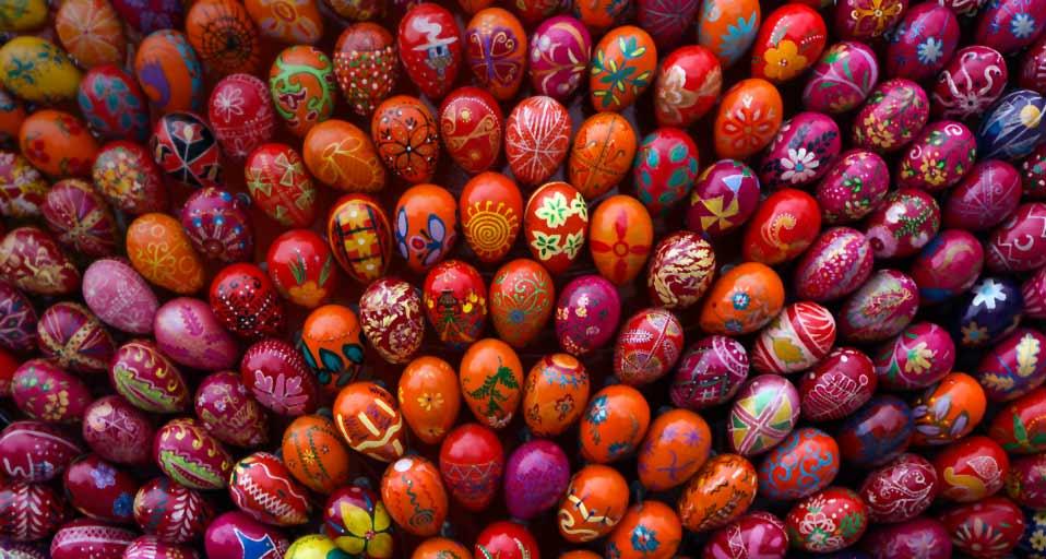 Ukrainian painted eggs  (© John Esslinger / Getty Images)(Bing United Kingdom)