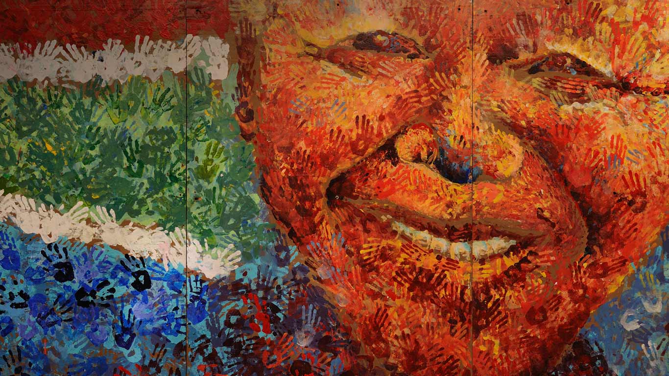 Mural in Cape Town, illustrating anti-apartheid activist and former President of South Africa Nelson Mandela (© Frederic Soltan/Corbis)(Bing United Kingdom)