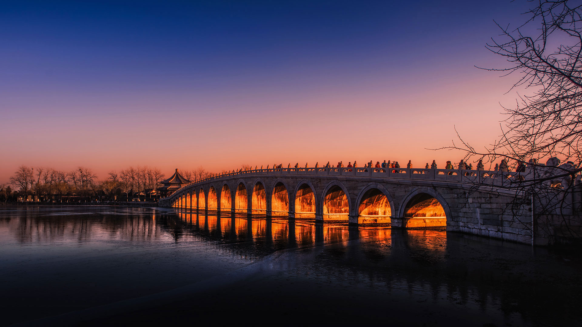 The Seventeen-Arch Bridge over Kunming Lake in Beijing Summer Palace, China (© Jia Wang/Getty Images)(Bing Canada)