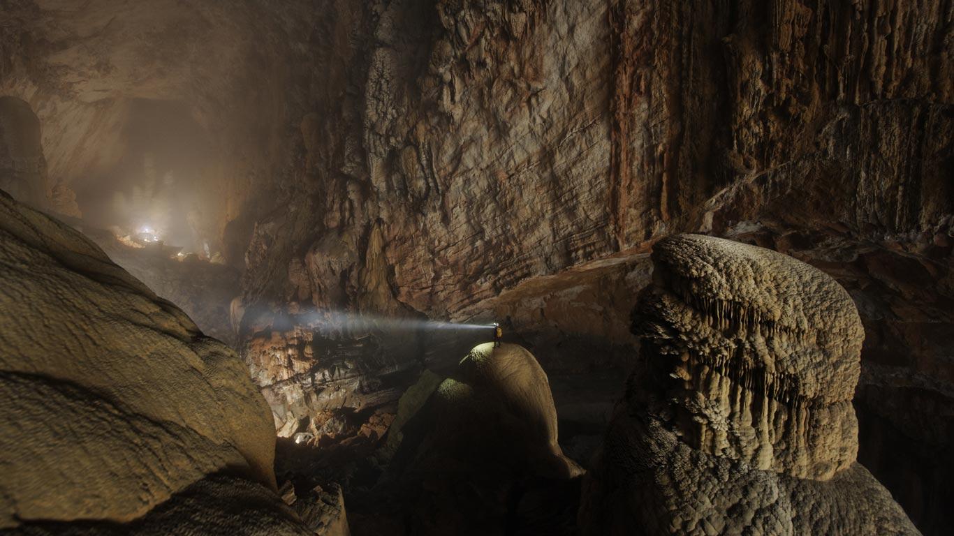 Hang Son Doong, Phong Nha Ke Bang National Park, Vietnam (© Carsten Peter/Getty Images)(Bing United Kingdom)