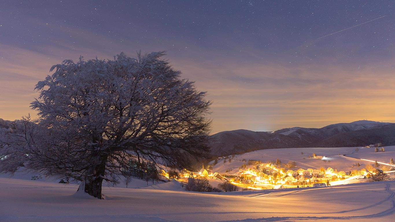 Hofsgrund, Oberried, Breisgau, Baden-Württemberg, Deutschland (© Alexander Schnurer/Alamy)(Bing Deutschland)