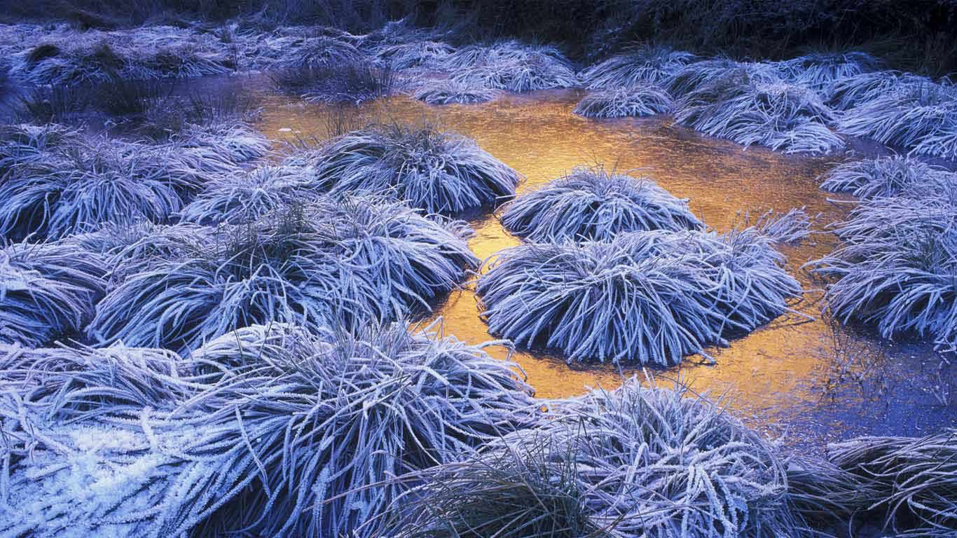 Heavy frost in Las Médulas, Spain (© Juan Carlos Muñoz/age fotostock)(Bing United Kingdom)