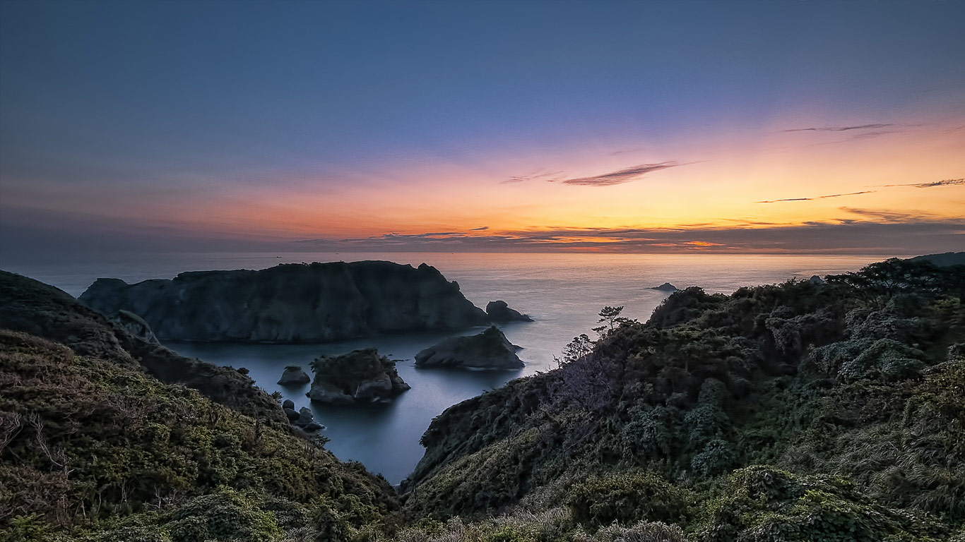 ｢奥石廊崎海岸｣静岡, 南伊豆 (© Tommy Tsutsui/Moment Open/Getty Images)(Bing Japan)