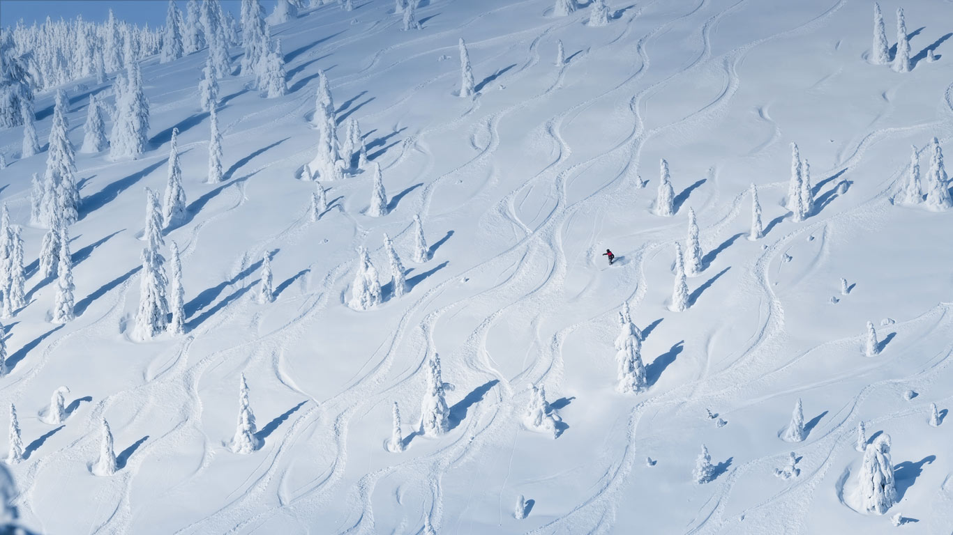 Hellroaring Peak in the Whitefish Range of Montana (© Noah Clayton/Tetra Images/Offset.com)(Bing United States)