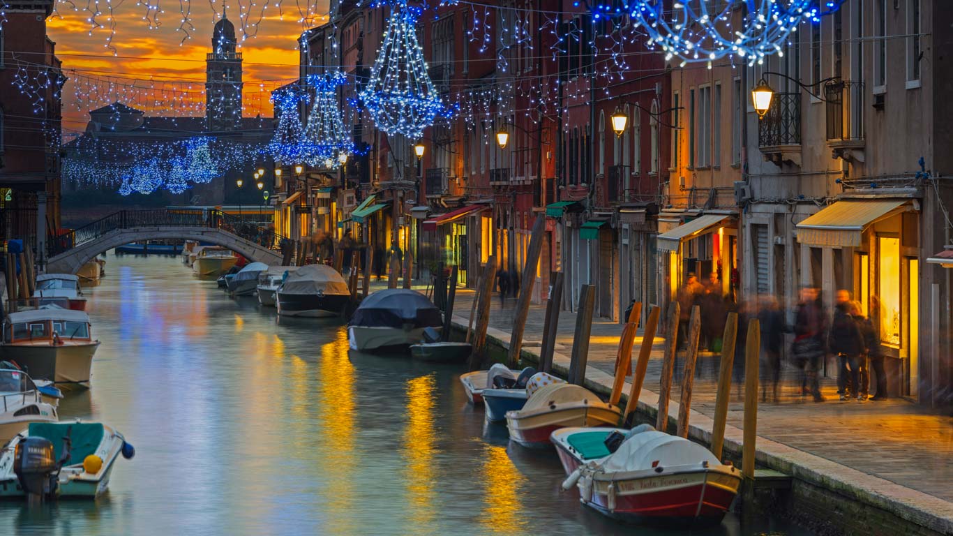Festive decorations on a canal in Murano, Italy (© John Warburton-Lee/DanitaDelimont.com)(Bing United Kingdom)