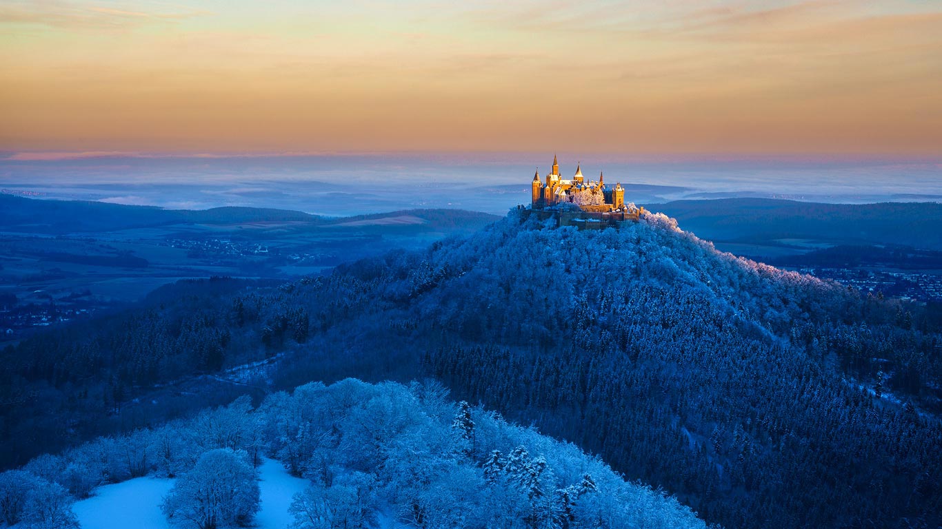 Château Hohenzollern près de Stuttgart en Allemagne (© Jürgen Eisele/500px)(Bing Canada)