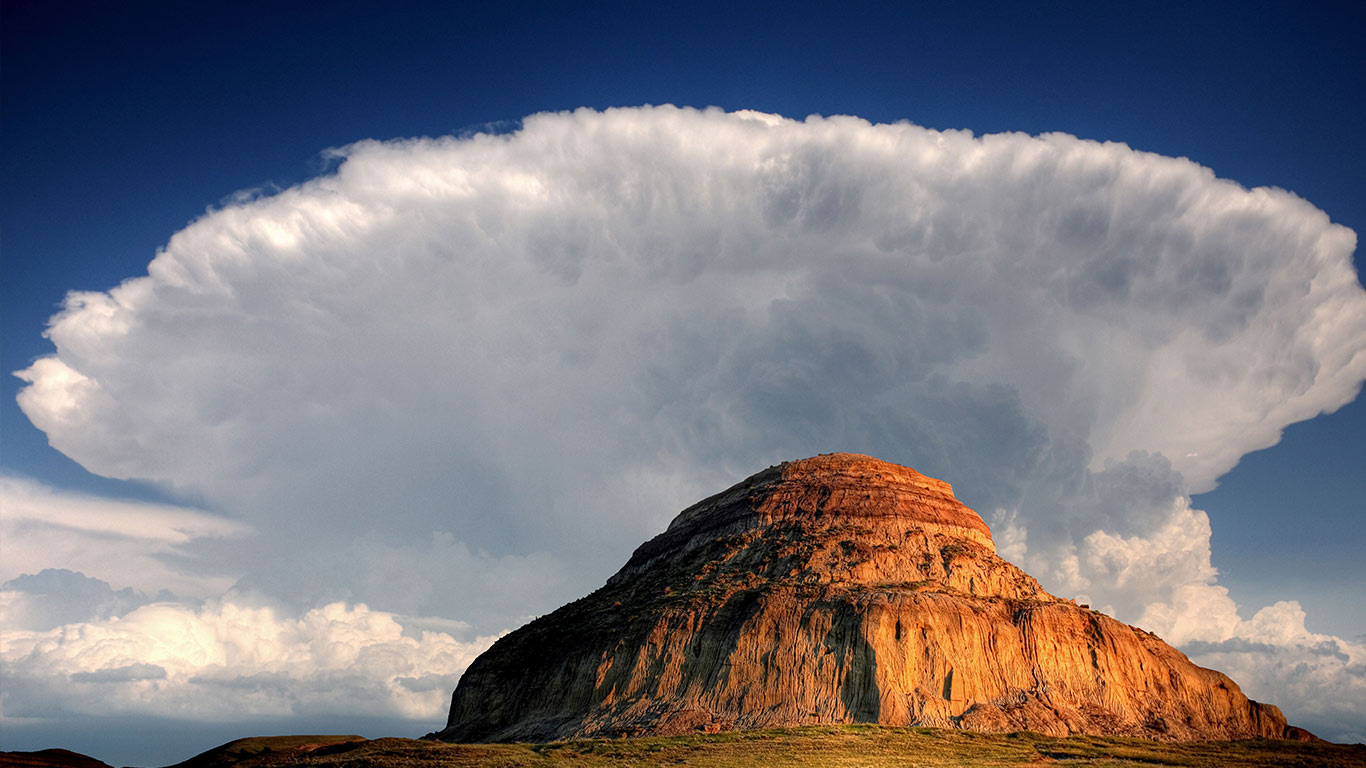 Castle Butte in Big Muddy Valley of Saskatchewan (© Mcmaster Studio/Alamy Stock Photo)(Bing Canada)