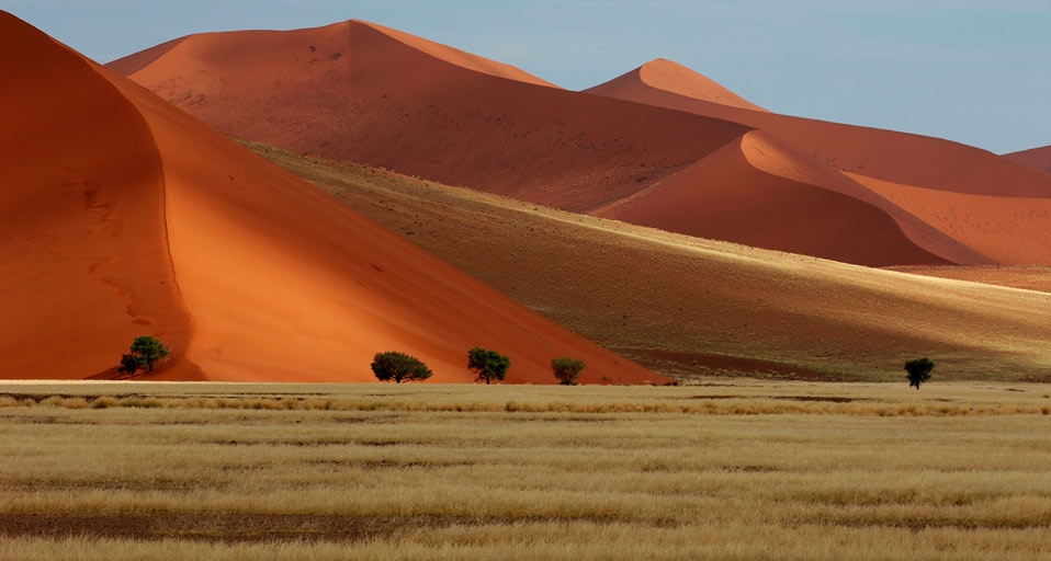 Sossusvlei sand dunes in Namibia, Africa -- Bildagentur Waldhaeusl/age fotostock &copy; (Bing Canada)