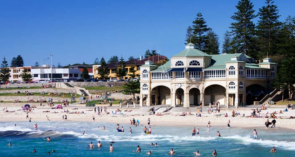 Cottesloe beach and pavilion, Australia, Western Australia, Perth - Rachel Lewis/Getty Images &copy; (Bing Australia)