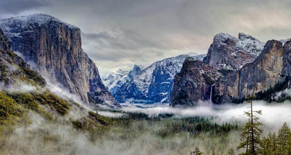 Tunnel View in Yosemite National Park, California, USA (© Doug Meek/Corbis) &copy; (Bing United Kingdom)