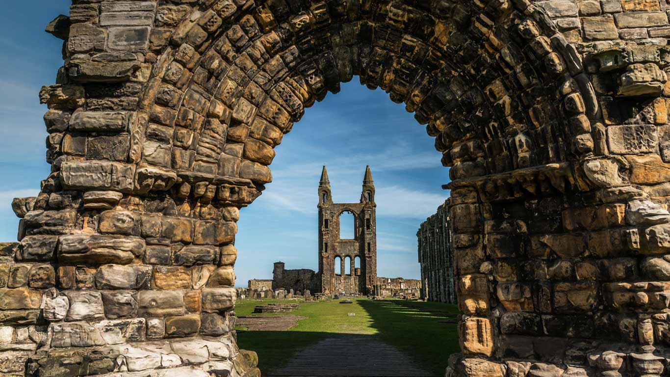 St Andrews Cathedral in Fife, Scotland (© Abi Warner/Getty Images)(Bing United Kingdom)
