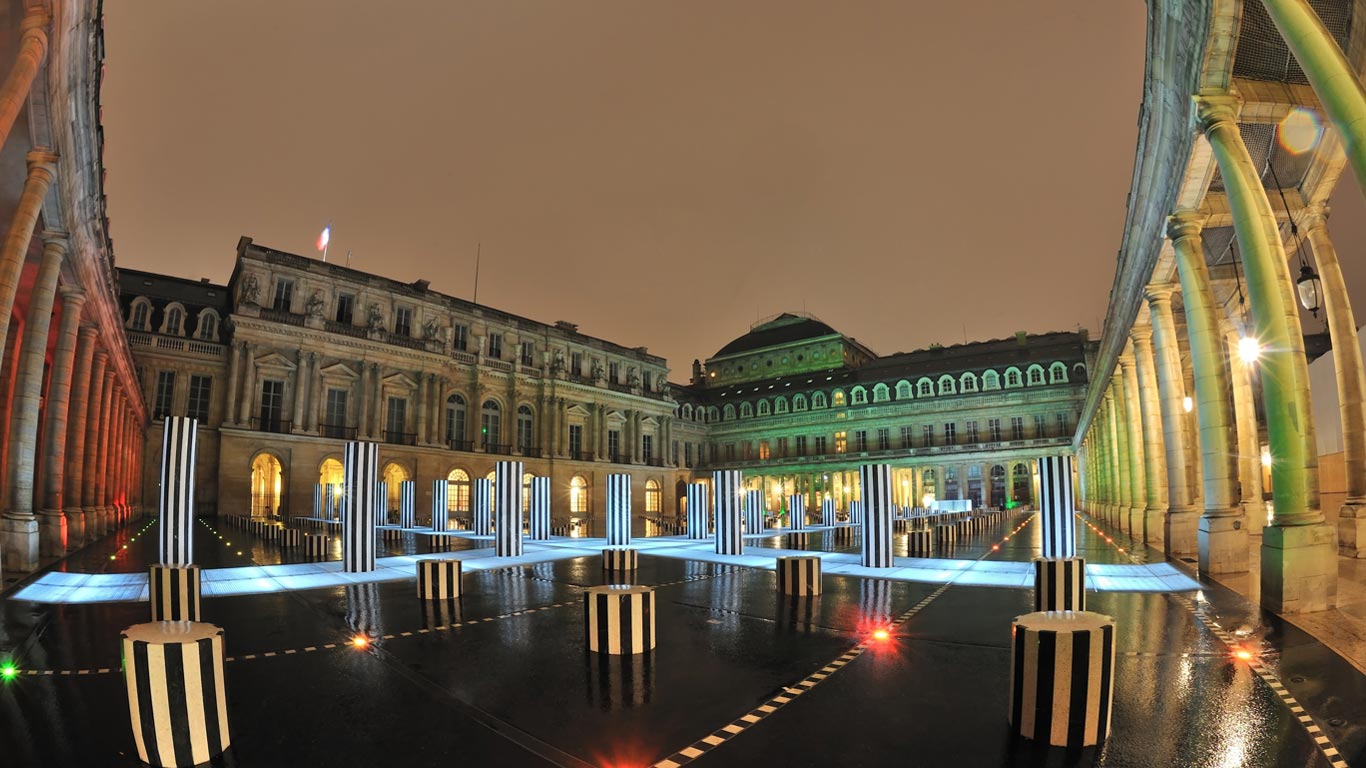 Palais Royal in Paris, Ministry of Culture, France (© Production Perig/Shutterstock)(Bing United Kingdom)