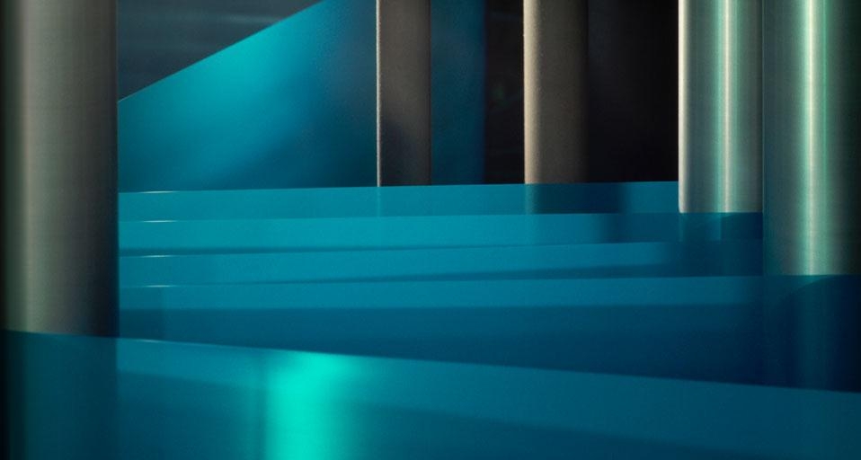 Cellophane stretches between rollers at a manufacturing plant in Morris, Illinois, USA (© Vince Streano/CORBIS) &copy; (Bing United Kingdom)
