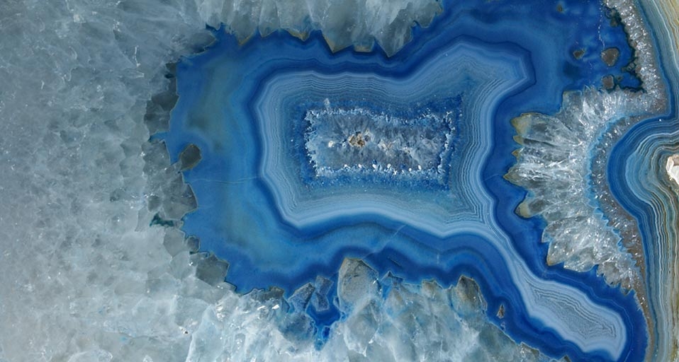 Close-up of Brazil agate quartz -- Albert Copley/Corbis &copy; (Bing United Kingdom)