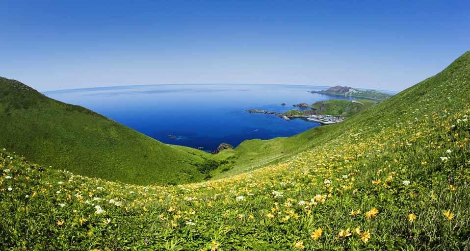 ｢澄海岬｣北海道, 礼文島 (© Jason Hawkes/Corbis) &copy; (Bing Japan)