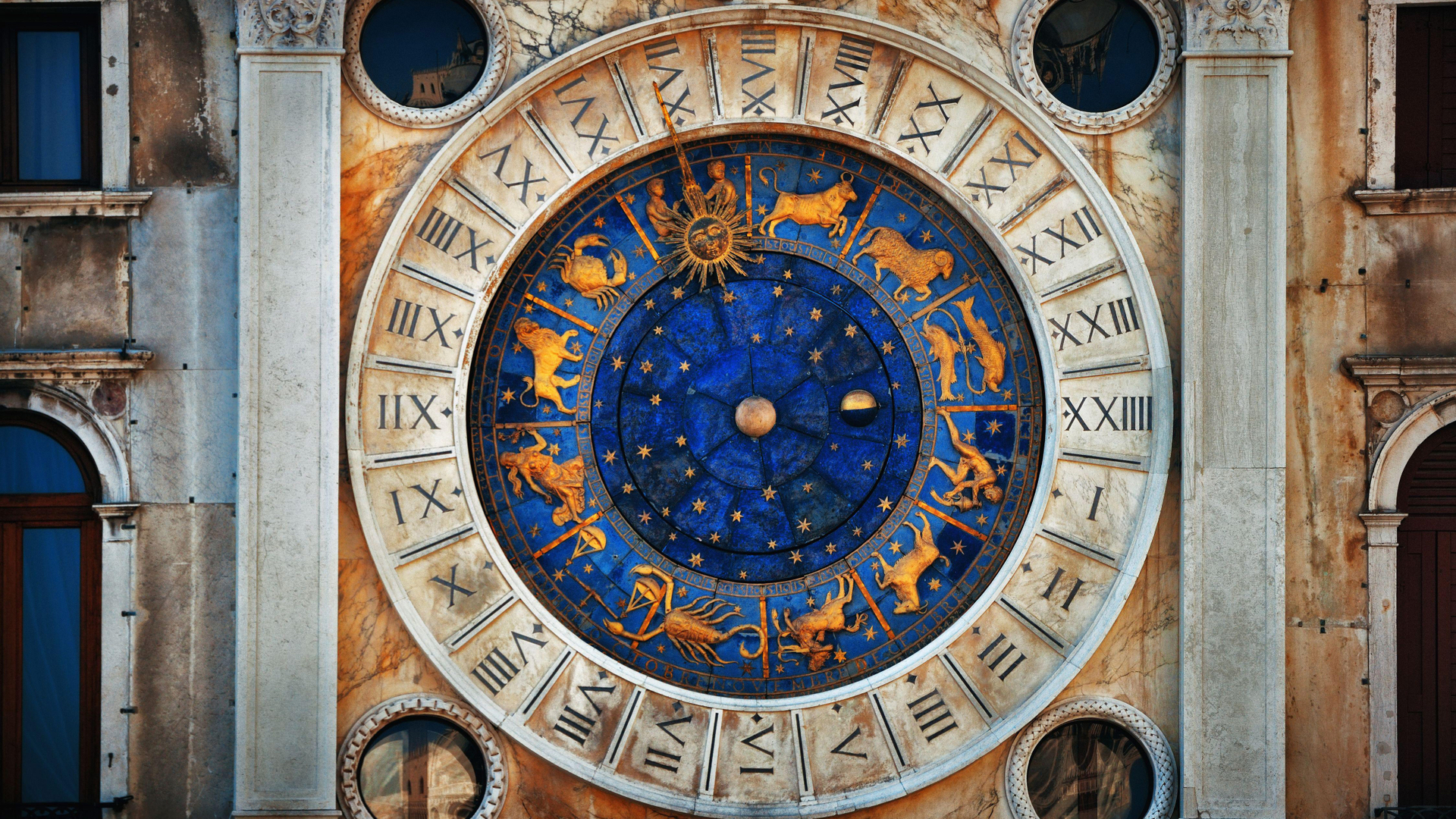 Orologio astronomico sulla Torre dell’Orologio a Piazza San Marco, Venezia (©  Songquan Deng/Alamy Stock Photo)(Bing Italia)