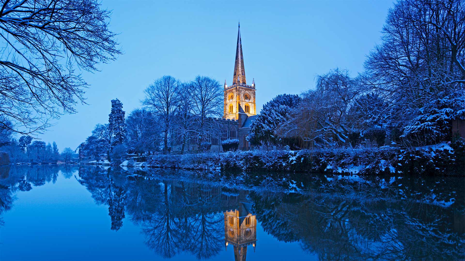 Holy Trinity Church, Stratford-upon-Avon, England, Vereinigtes Königreich (© James Osmond/Getty Images)(Bing Deutschland)