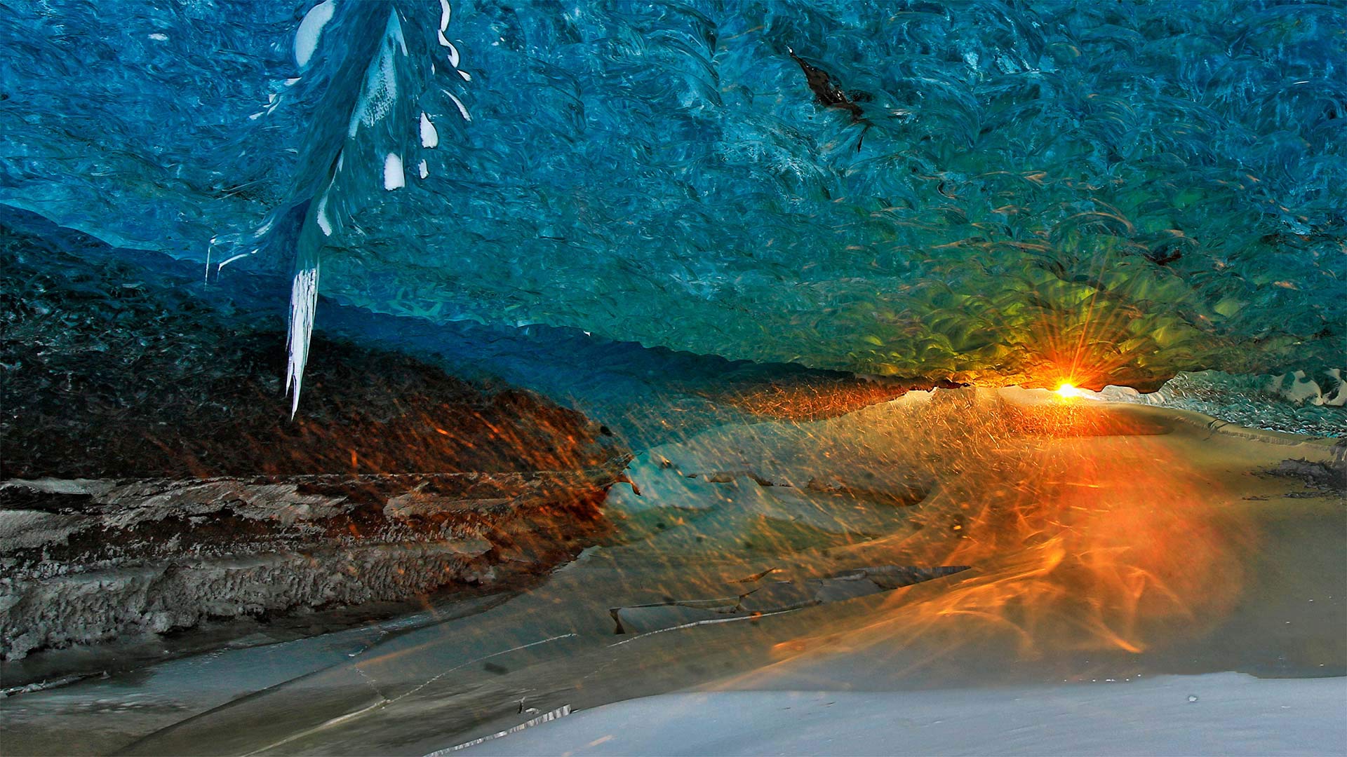 Ice cave at sunset in Vatnajökull, Iceland (© Johnathan Ampersand Esper/Aurora Photos)(Bing United Kingdom)