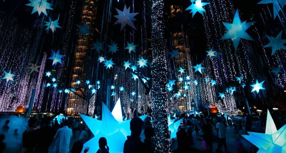 Holiday light display in Makati City, Manila, Luzon Island, Philippines (© Per-Andre Hoffmann /Aurora Photos) &copy; (Bing United Kingdom)