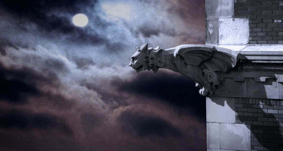 Gargoyle on building (© Roger Brooks/Corbis) &copy; (Bing United Kingdom)