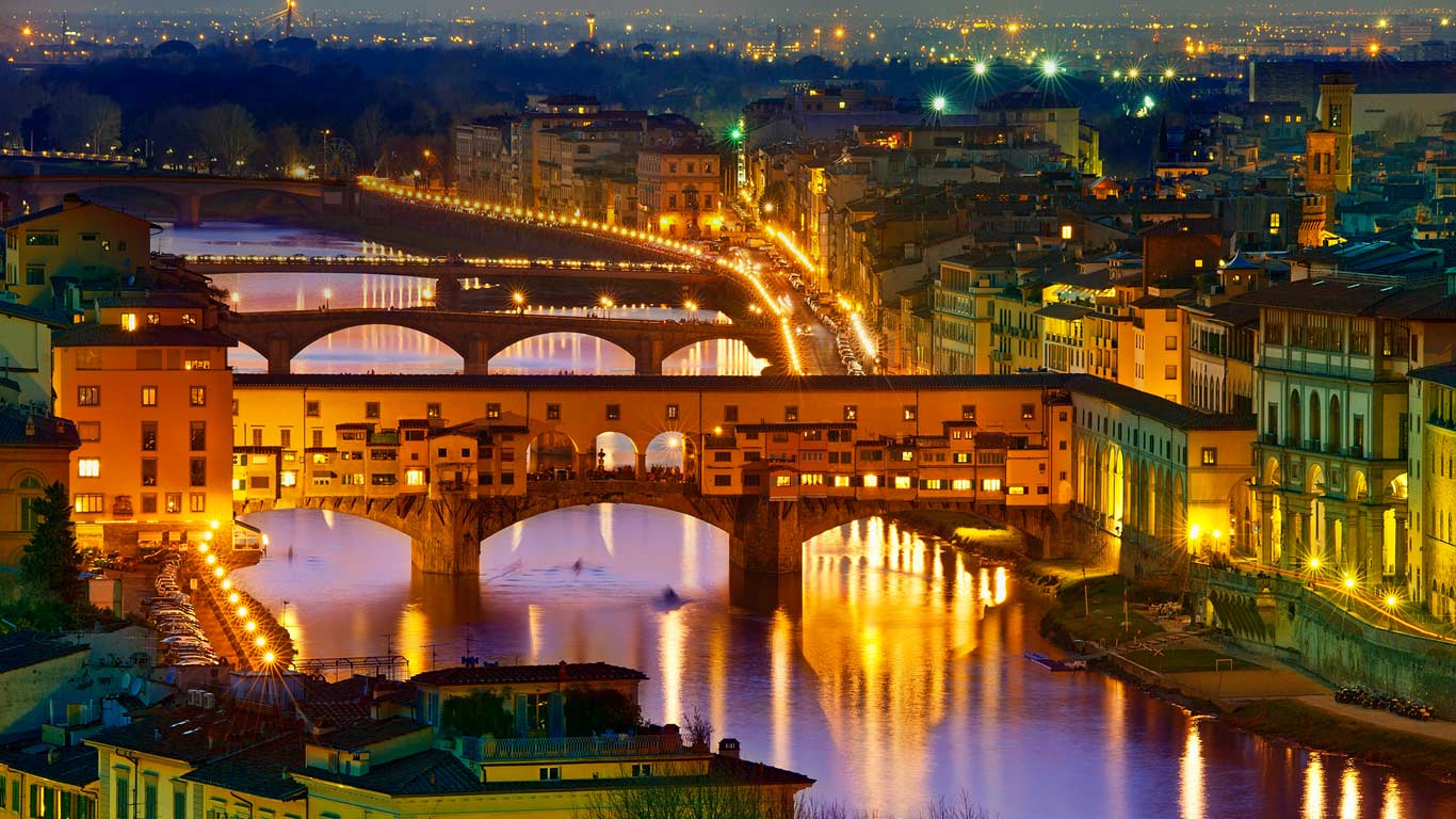 ｢ヴェッキオ橋｣イタリア, フィレンツェ (© Sylvain Sonnet/Corbis)(Bing Japan)