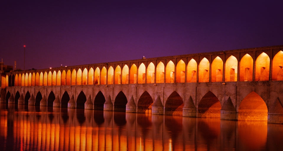 Bridge of 33 Arches, Eshahan, Iran -- Rob Howard/Corbis &copy; (Bing United Kingdom)