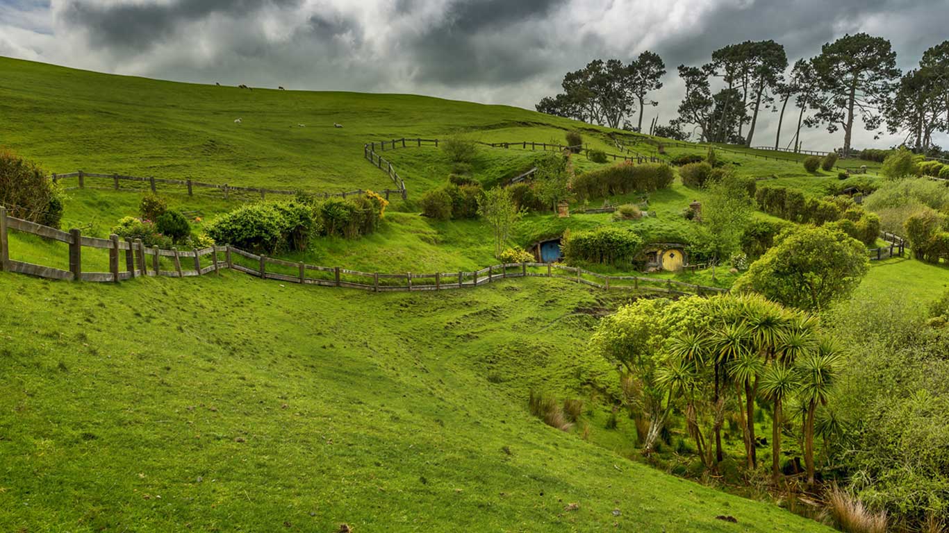 Hobbiton, near Matamata, North Island, New Zealand (© imageBROKER/Rex Features)(Bing United Kingdom)