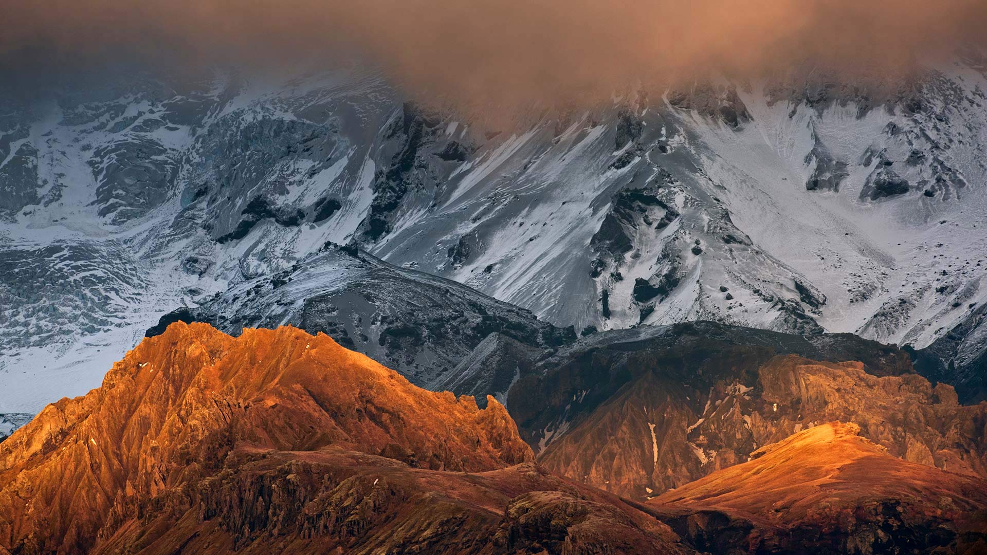 Sunlit ridges against volcanic scree on Eyjafjallajökull, Iceland (© Erlend Haarberg/Minden Pictures)(Bing United Kingdom)