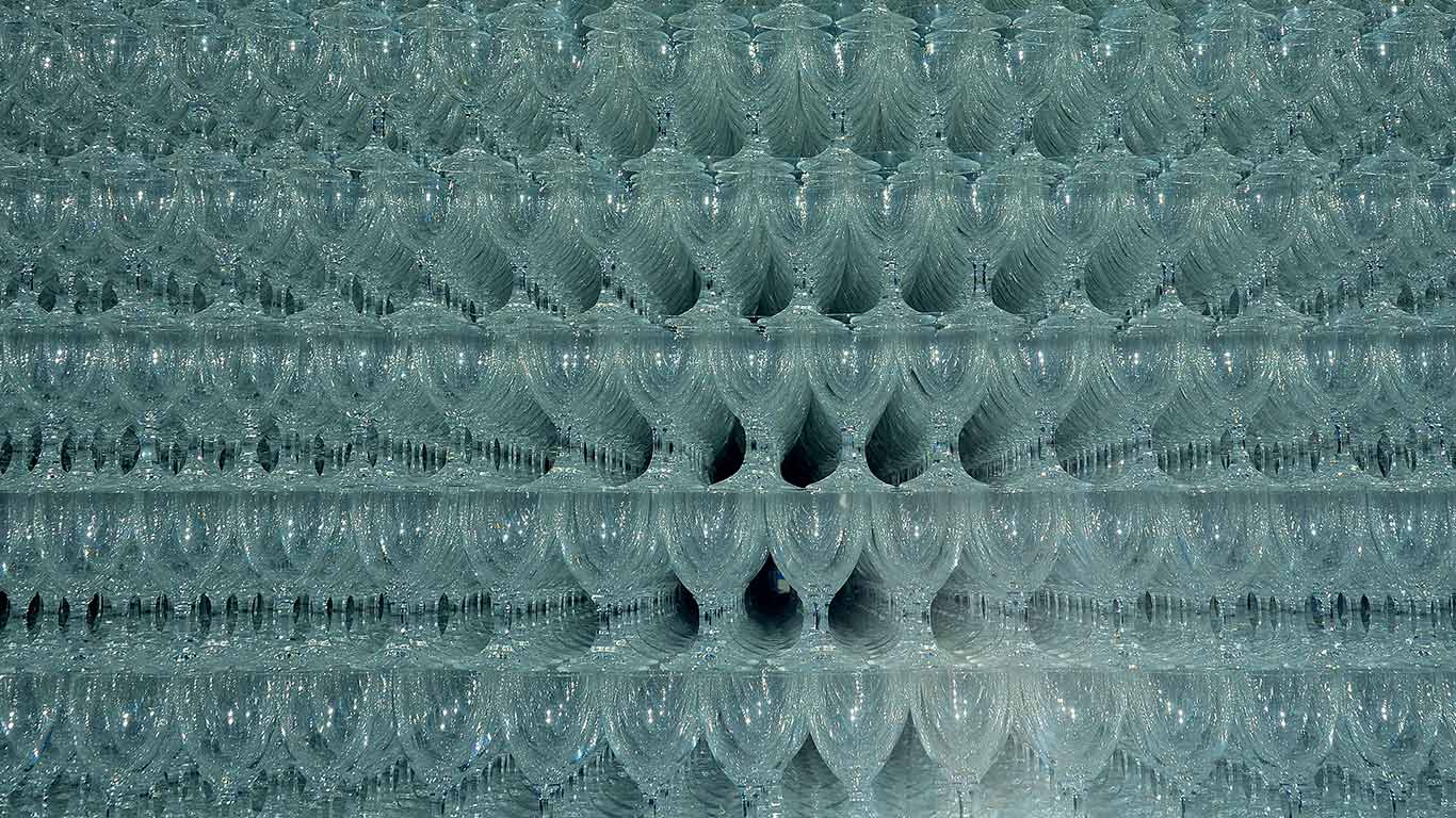 Glaspyramide in Zwiesel, Bayern, Deutschland (© Dr. Rüdiger Hess/geo-select fotoArt)(Bing Deutschland)
