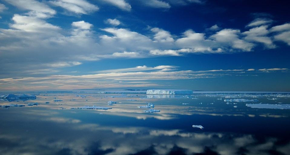 Iceberg and cloud landscape reflecting in totally calm waters near Ross Island, Antarctica, Southern Ocean (© A Rose/AGE Fotostock) &copy; (Bing United Kingdom)
