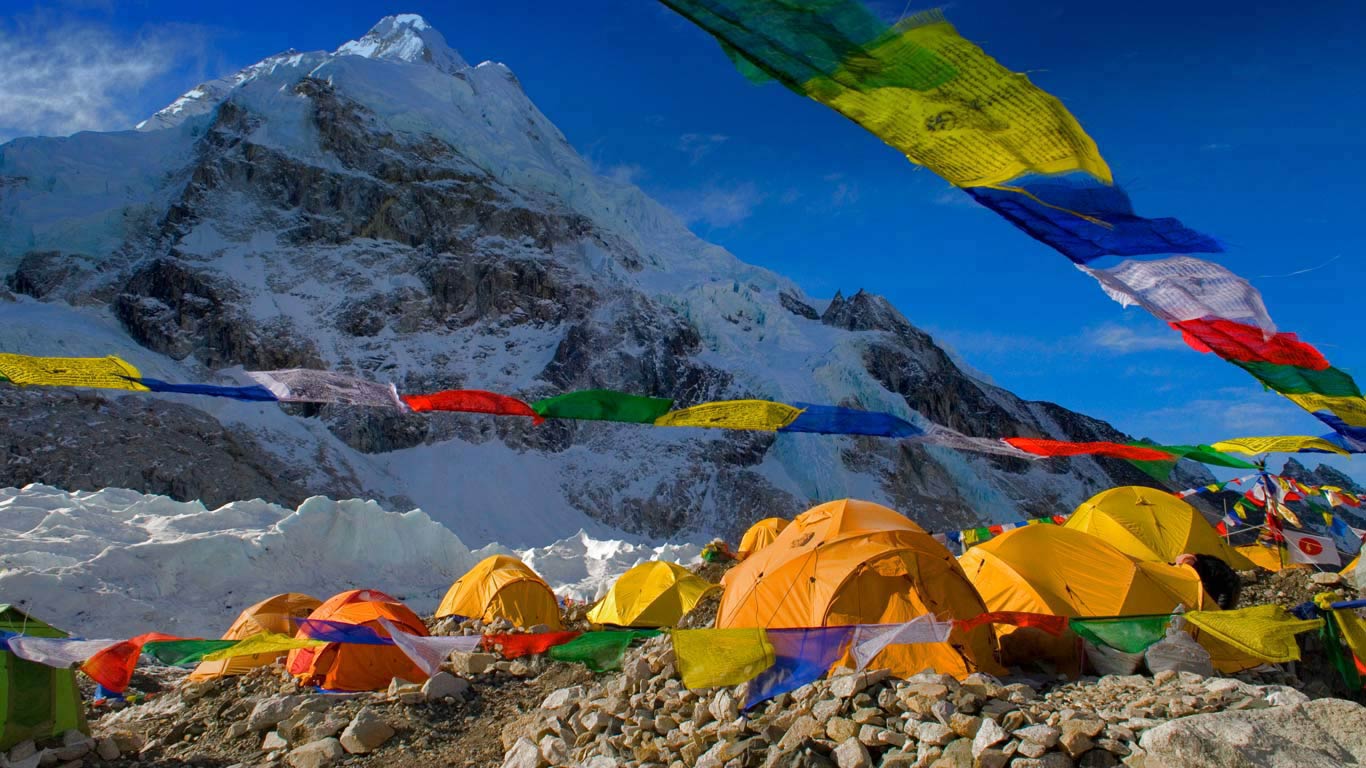 South Base Camp, Mount Everest, Nepal (© David Noyes/Danita Delimont)(Bing United Kingdom)