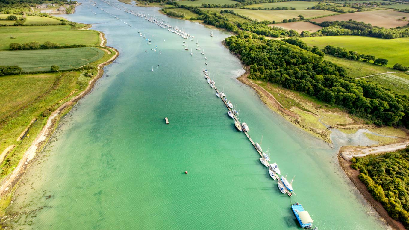The River Medina on the Isle of Wight (© Aurora Photos/Shutterstock/Offset)(Bing United Kingdom)
