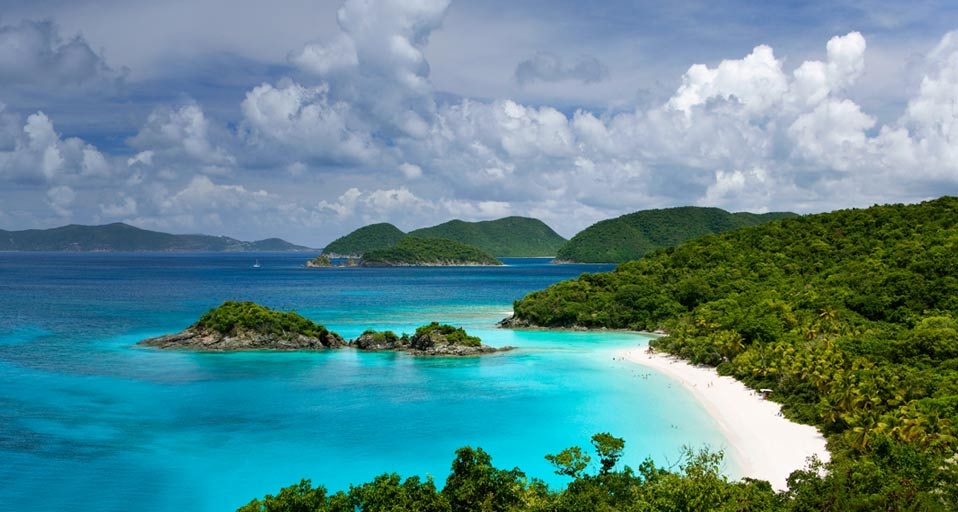 Die Trunk Bay auf St. John, Amerikanische Jungferninseln – Pacific Stock/SuperStock &copy; (Bing Germany)