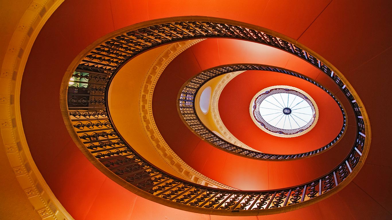 Interior view of a skylight in Willersley Castle, Cromford, Derbyshire (© Design Pics/plainpicture)(Bing United Kingdom)
