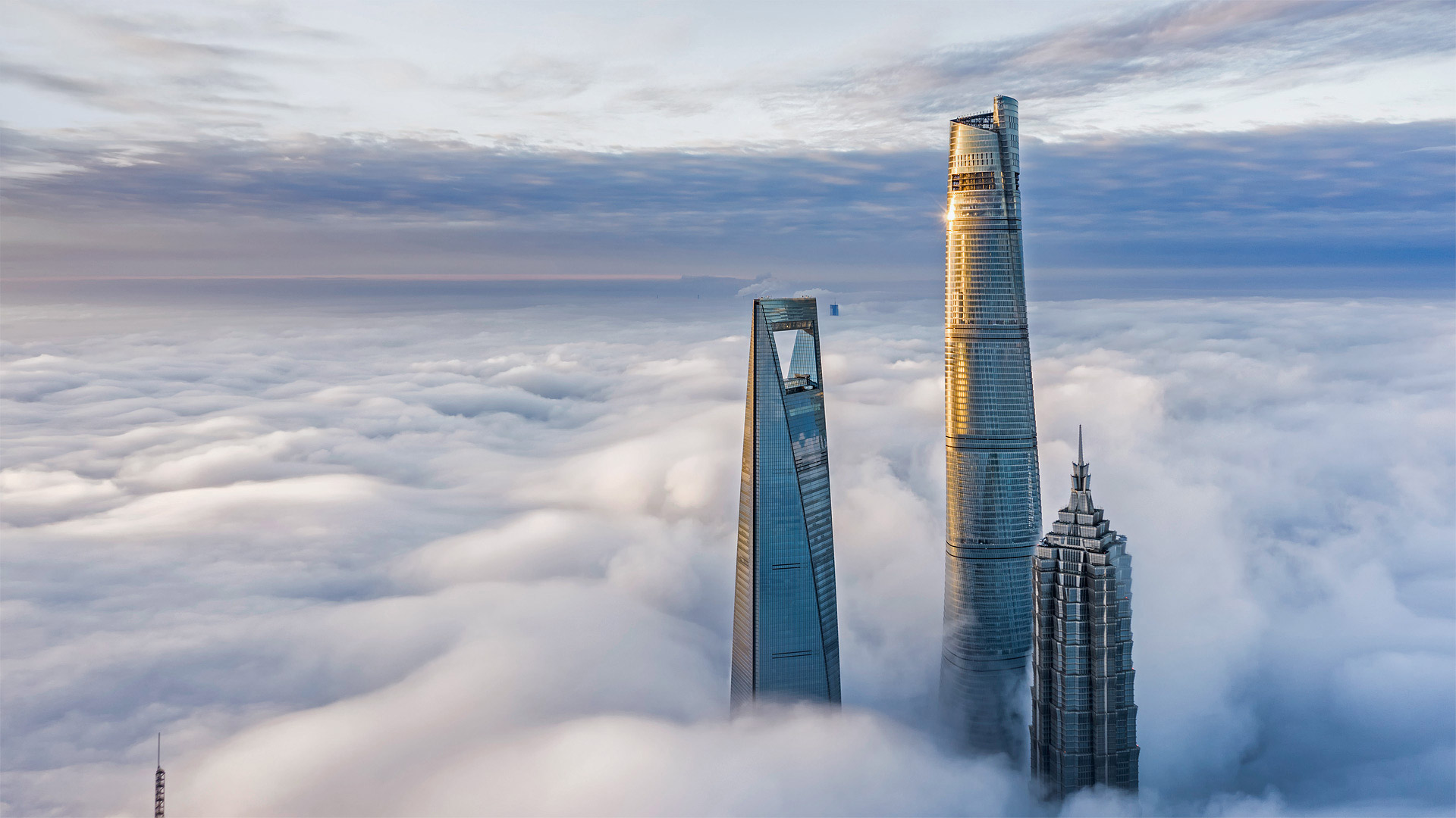 Lujiazui Financial District, Shanghai, China (© Jackal Pan/Getty Images)(Bing United Kingdom)