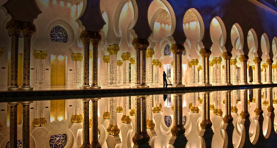 Sheikh Zayed Grand Mosque in Abu Dhabi, United Arab Emirates -- Nawfal Jirjees/National Geographic  My Shot &copy; (Bing United States)