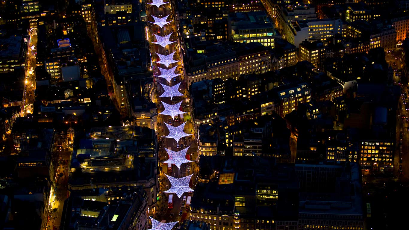 Aerial view of Christmas lights along Regent Street in London (© Jason Hawkes/Getty Images)(Bing United Kingdom)