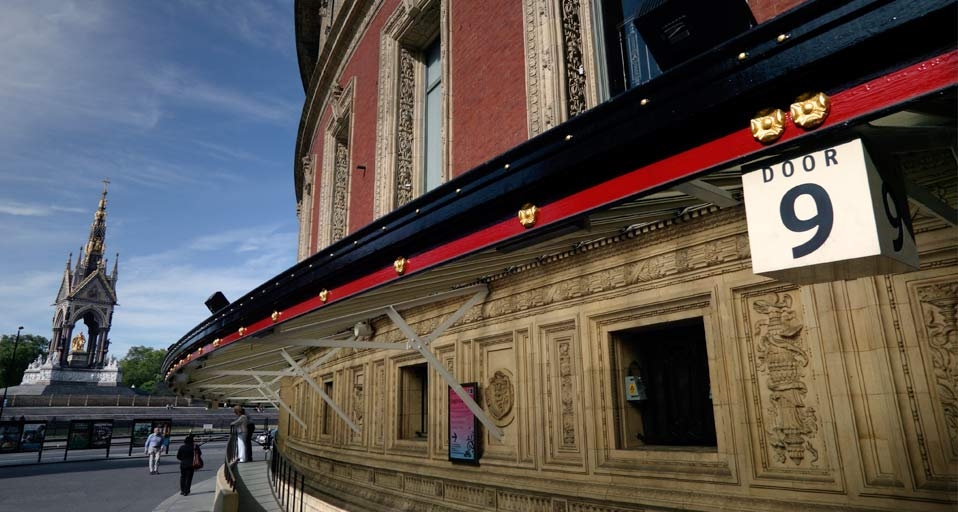 Royal Albert Hall and Albert Memorial, London, England ( ©Doug McKinlay/Lonely Planet) &copy; (Bing United Kingdom)