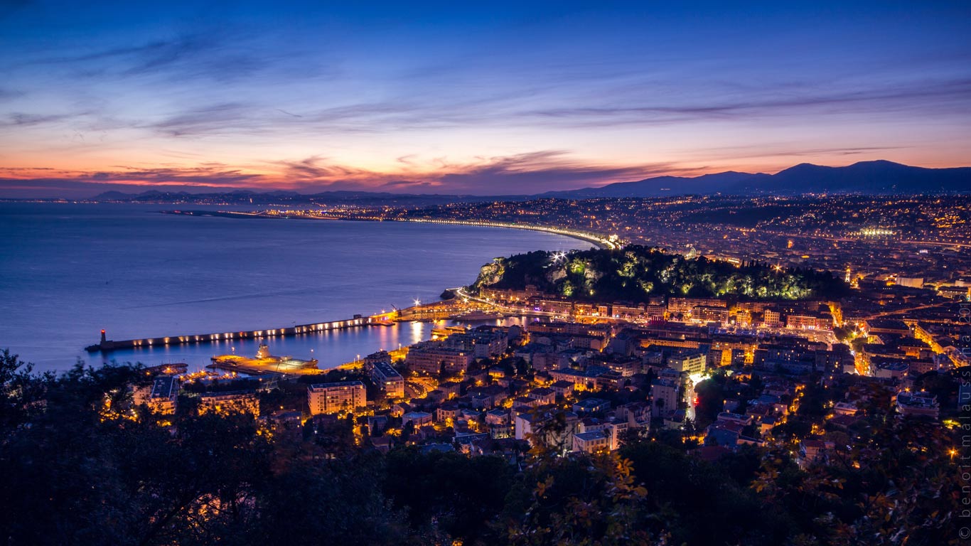 Baie des Anges à Nice, Alpes-Maritimes (© Malaussena Benoit/Getty Images)(Bing France)