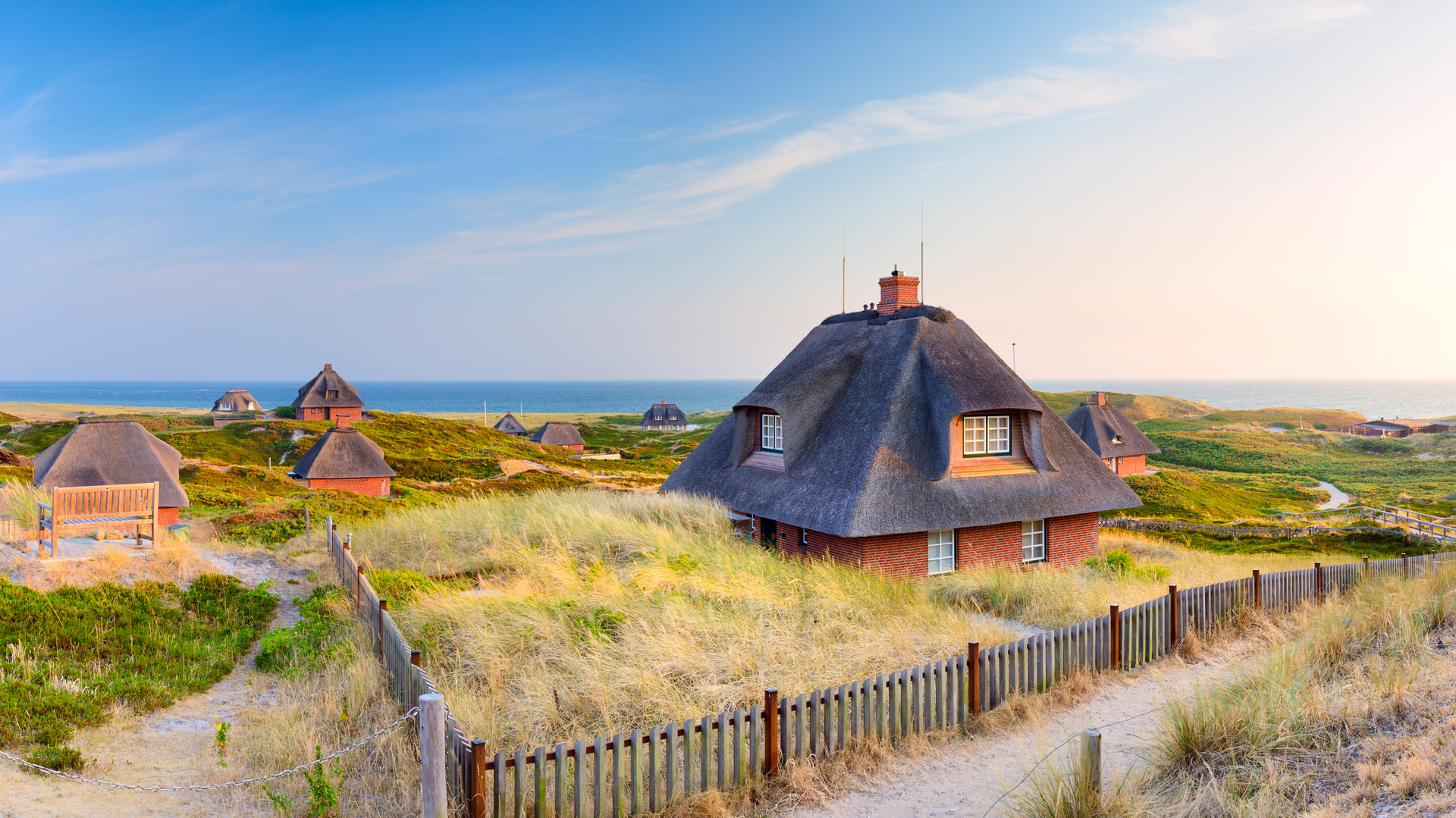 Hörnum, Sylt island, Germany (© Francesco Carovillano/eStock Photo)(Bing Australia)