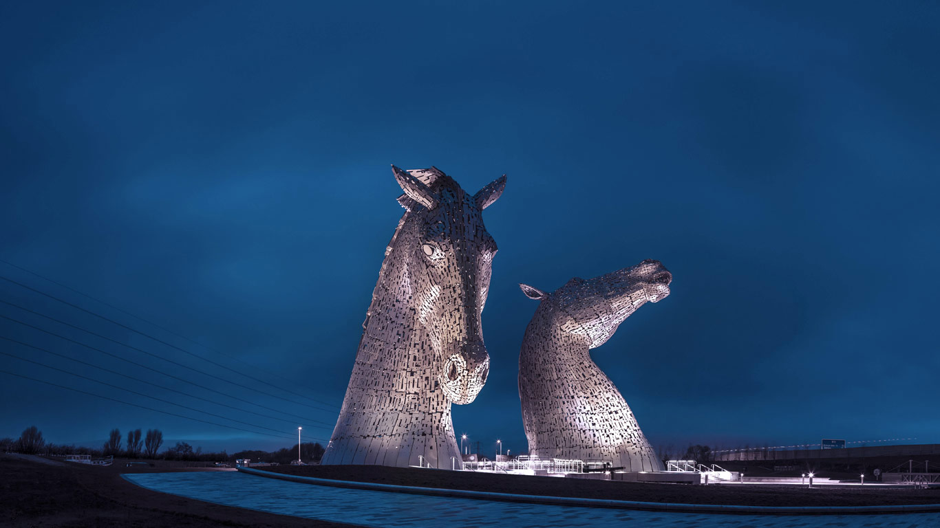 The Kelpies statues at The Helix, a park in Falkirk, Scotland (© Best Shot Factory/REX/Shutterstock)(Bing United Kingdom)