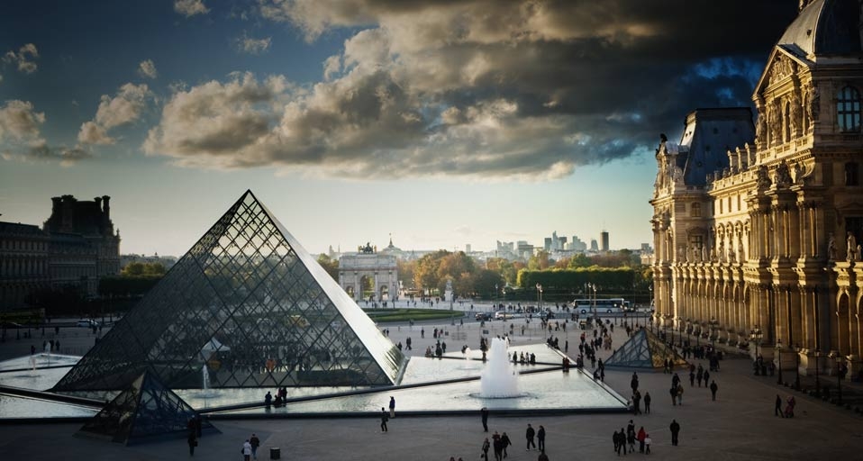 Louvre museum and pyramids in Paris -- Ron Koeberer/Aurora Photos &copy; (Bing United Kingdom)