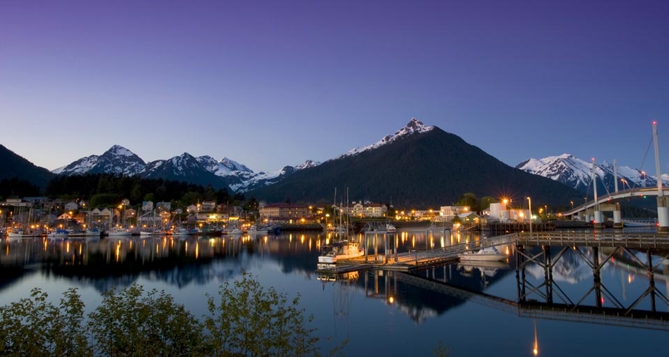 Sitka, Alaska, USA (© Daryl Pederson/Age Fotostock) &copy; (Bing United Kingdom)