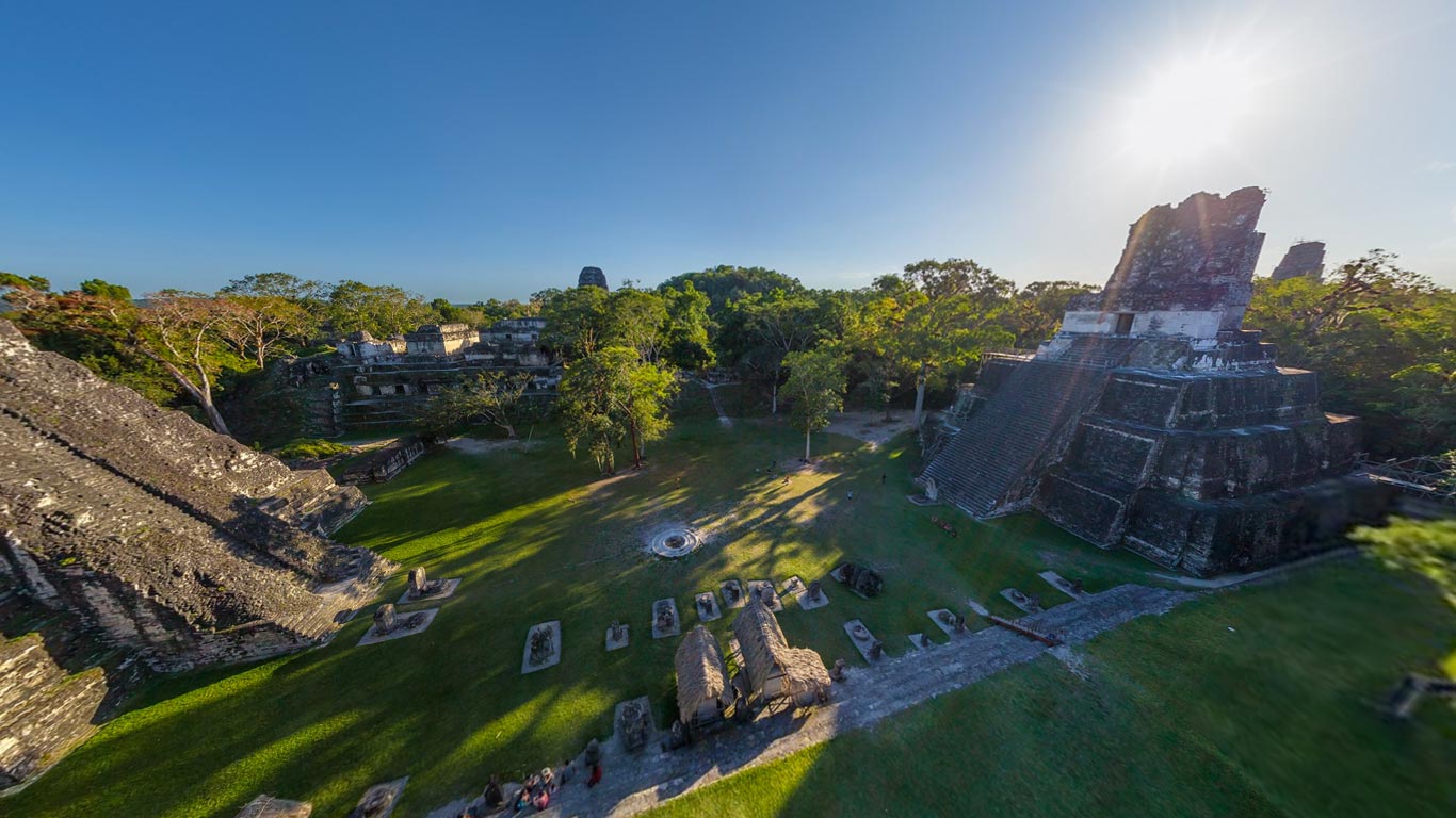 Mayan pyramids, Tikal, Guatemala (© AirPano)(Bing United Kingdom)