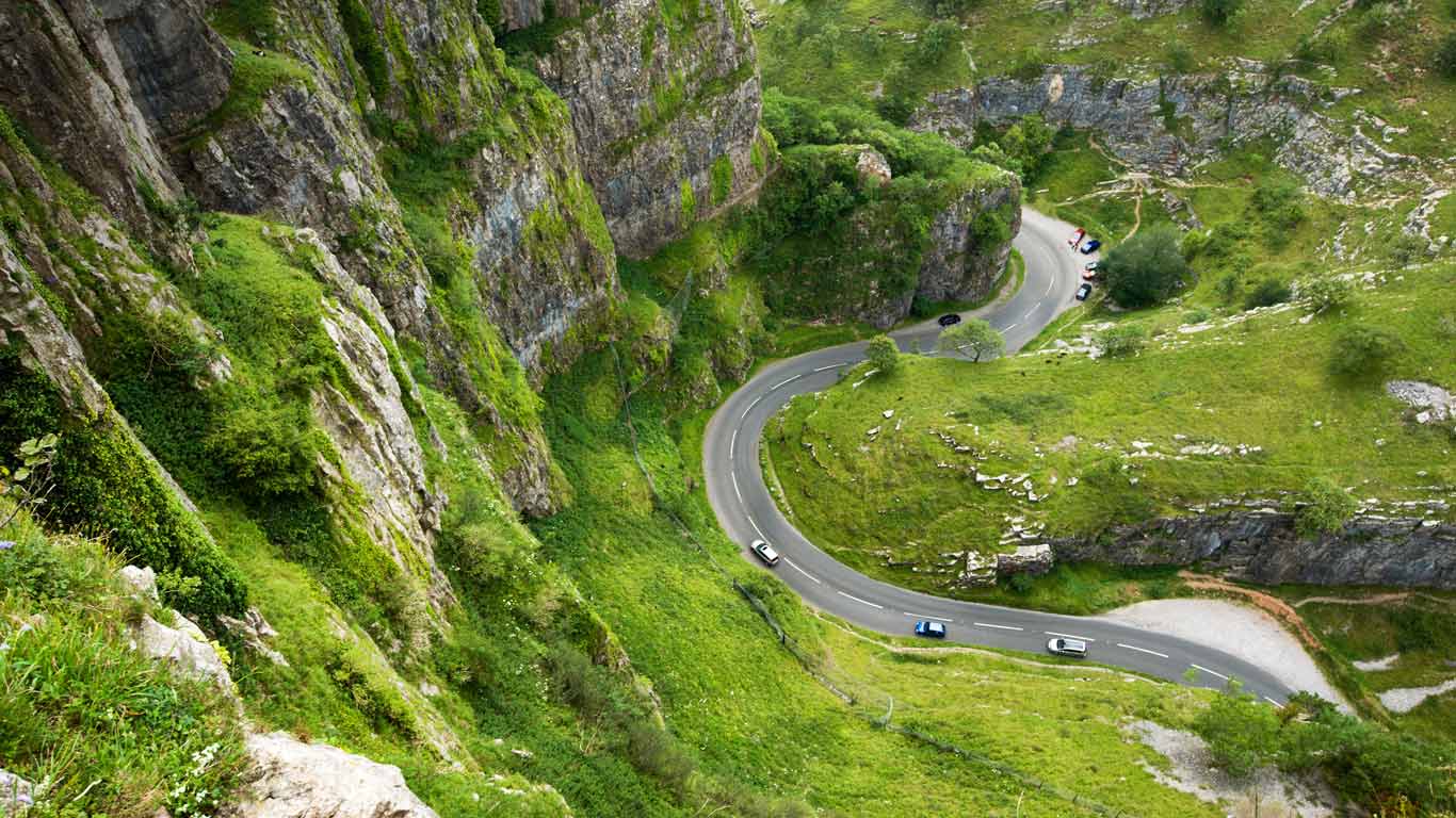 A road winding through Cheddar Gorge, Somerset (© SIME/eStock Photo)(Bing United Kingdom)